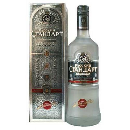 Русский Стандарт Водка в подарочной упаковке 0,75 л.