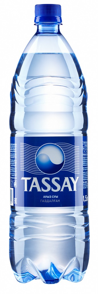 Вода минеральная Tassay газированная 1,5 л
