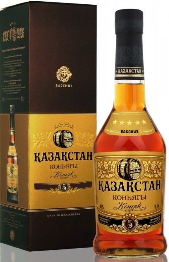 Казахстан Бахус сувенирный коньяк 0,5 л (5 летний) в коробке