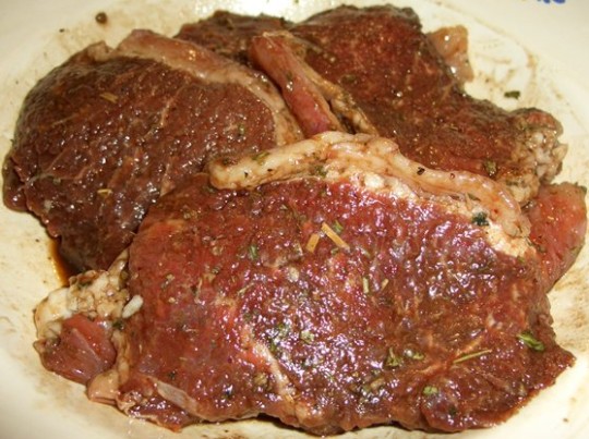 Жая конина маринованная