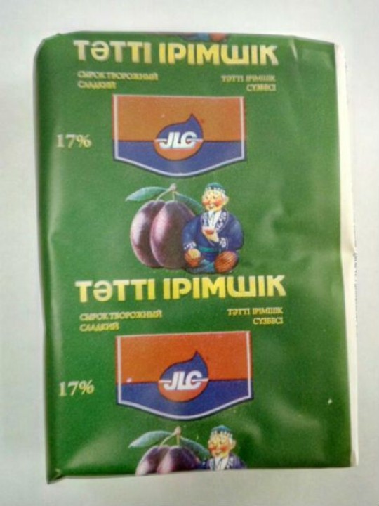 Продукт творожный JLC с черносливом 17% 200 гр