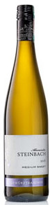 Вино белое Alexander Steinbach полусладкое 0,75 л (Венгрия)