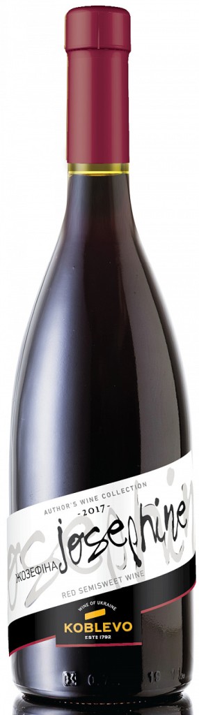 Вино красное Josephine полусладкое 0,75 л (Украина)